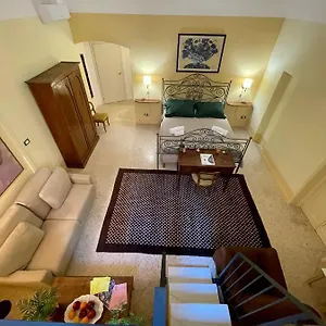 4 Balconi Rooms- Dimora Arditi Bed and breakfast